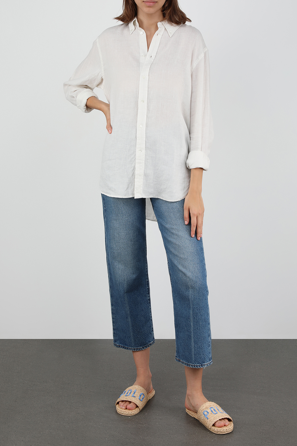 חולצת פשתן ארוכה לבנה עם לוגו רקום